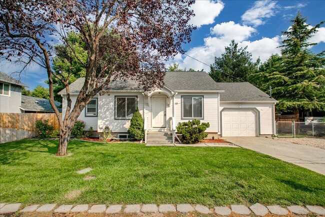 Bungalow Style Home in SE Boise - Bungalow Style Home in SE Boise