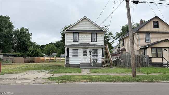 Photo - 1433 Kenmore Blvd