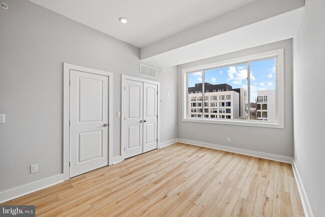 Photo - 1733-41 N 2nd St