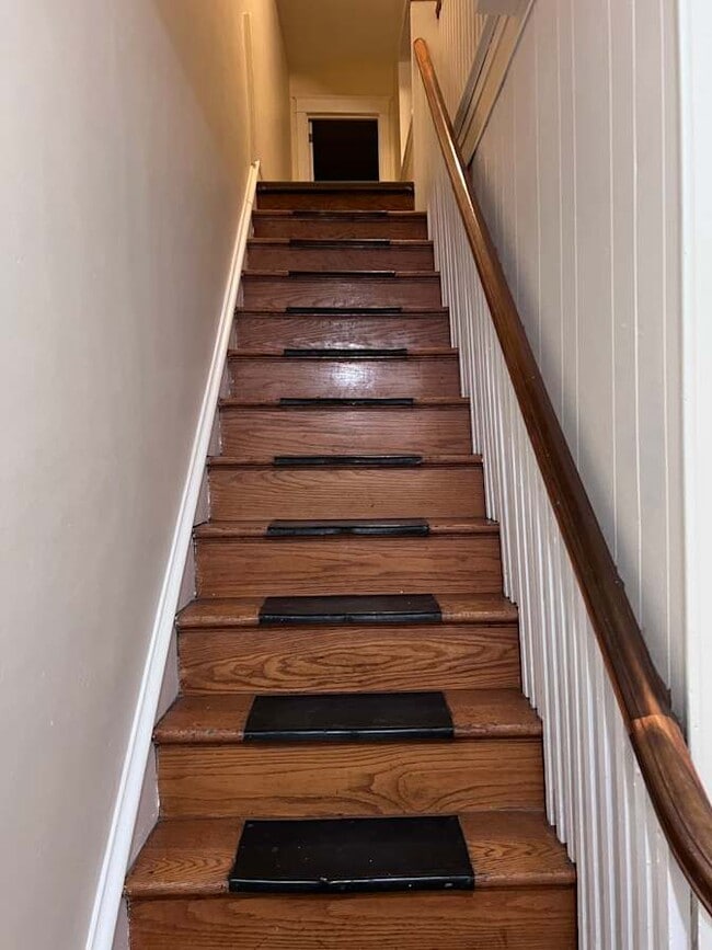 Photo - 1432 E Cheltenham Ave Unidad #2 Front