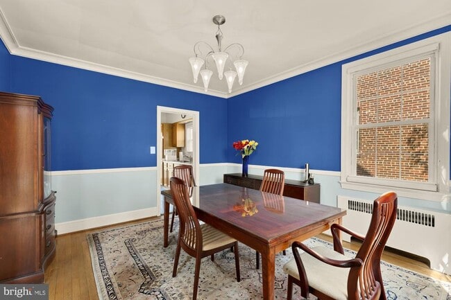 Photo - 7932 Orchid St NW