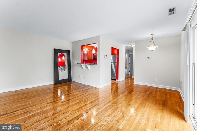 Photo - 4473 B St SE Unit 304