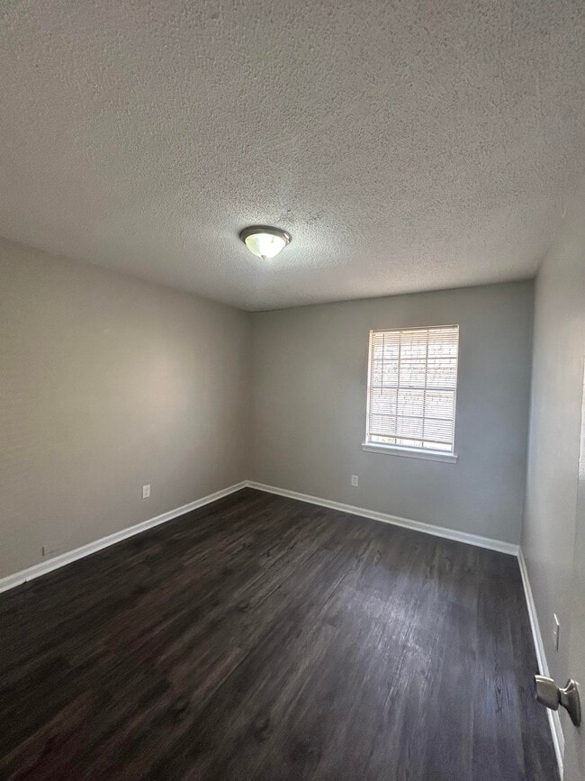 Photo - Westview 2 Unidad 2