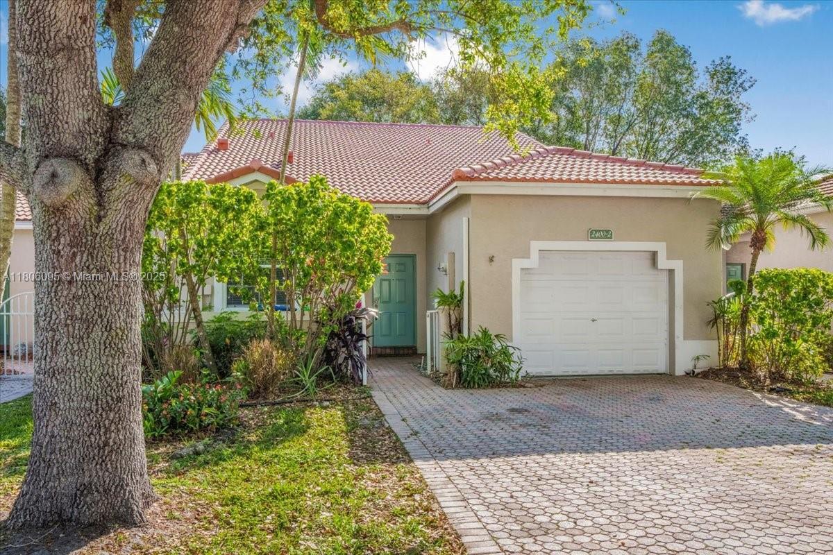 Photo - 2400 E Aragon Blvd (Sunrise, FL)