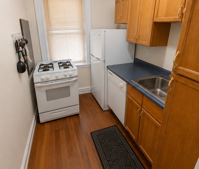 98 New Whitney St