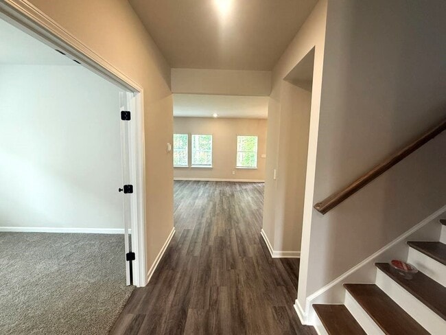 Photo - 2304 Grape Vine Wy