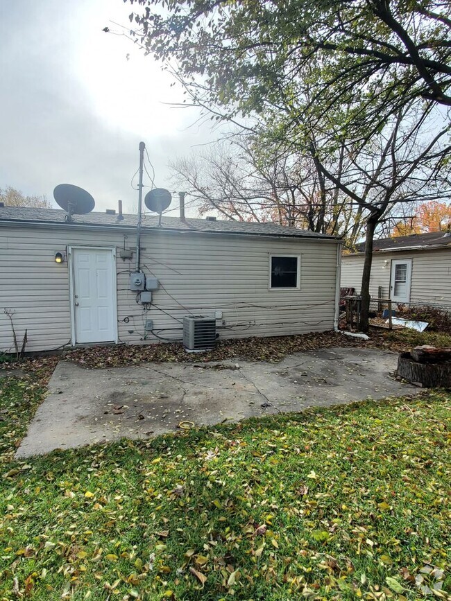 Building Photo - 3 BEDROOM SINGLE FAMILY Rental