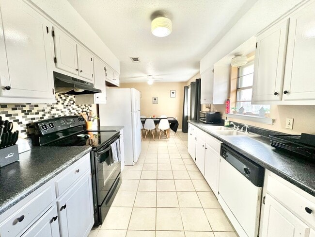 Photo - Home For Lease