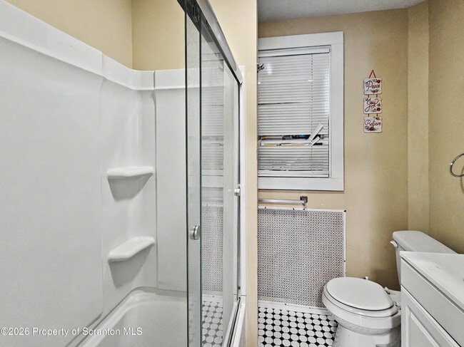 Photo - 1614 Linden St