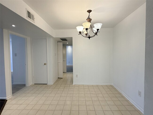 Photo - 8523 Hearth Dr Unit 19-34