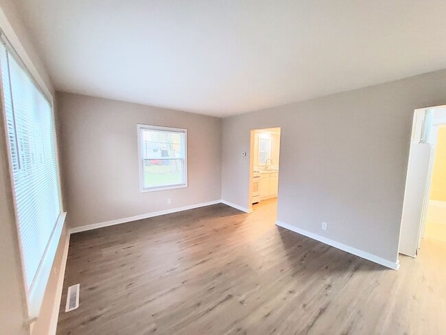 Photo - Cozy East Hazel Crest Home