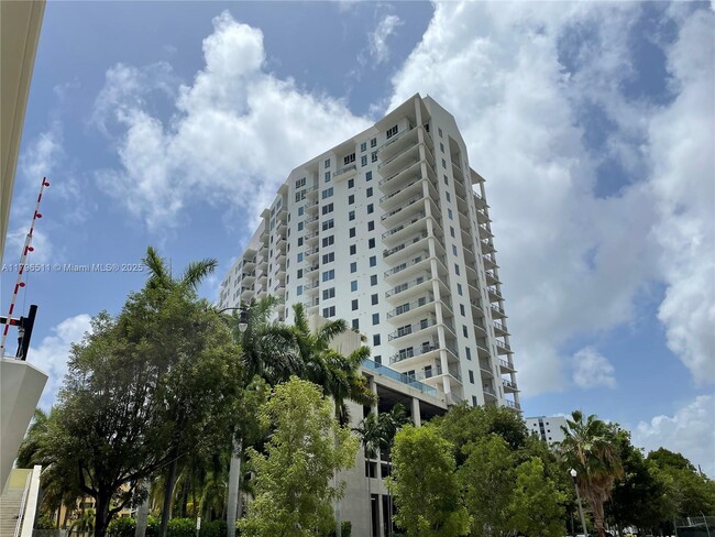 Photo - 10 SW South River Dr Condo Unit 808