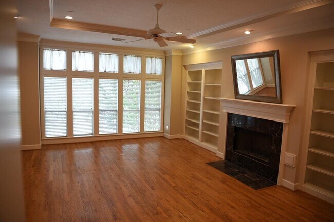 Photo - 2633 Westgate Dr