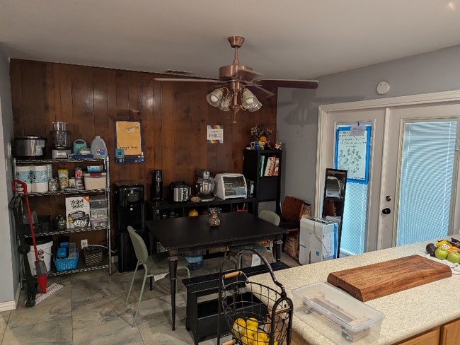 Photo - 3814 Starhill Dr