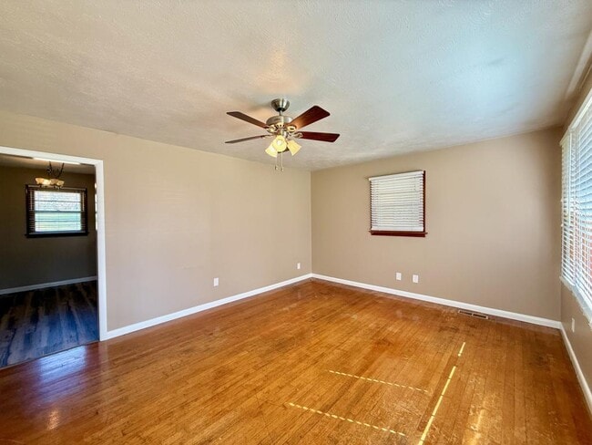 Photo - 180 Decatur St