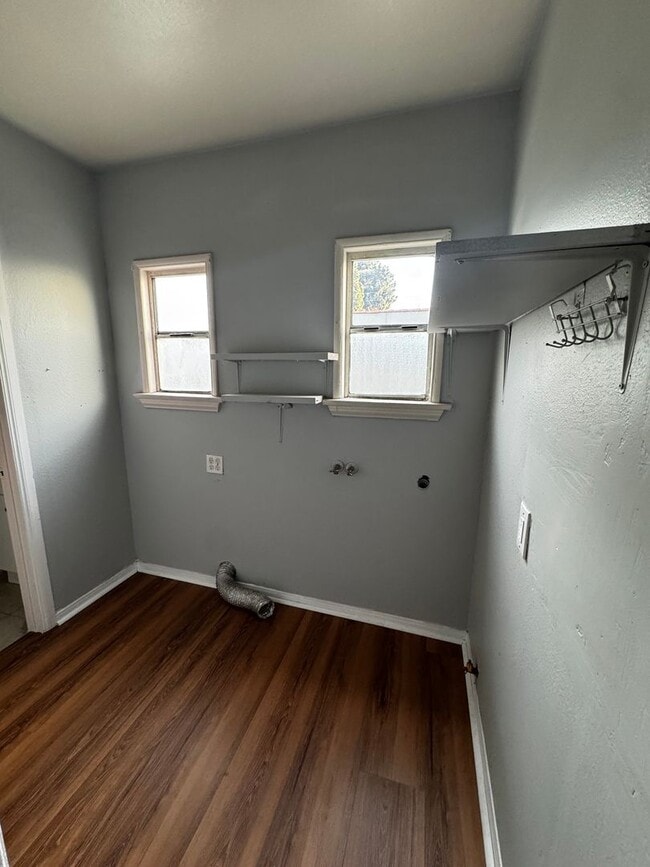 Photo - Alburtis Duplex Unidad 20821 Alburtis Ave Lakewood, CA 90715