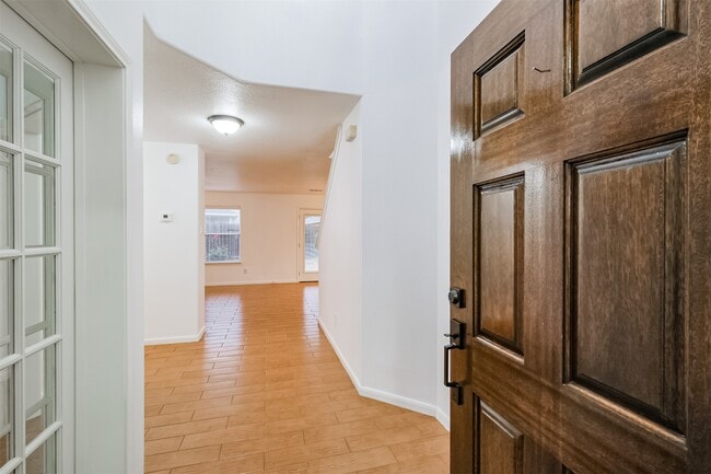 Photo - 15506 Anton Dr