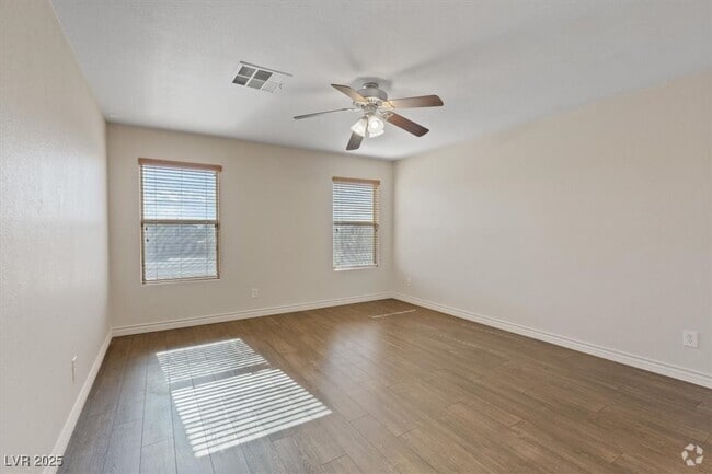 Building Photo - 227 Palmarosa St Rental