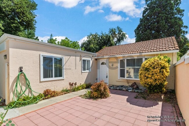 Photo - 2257 Goldcrest Cir