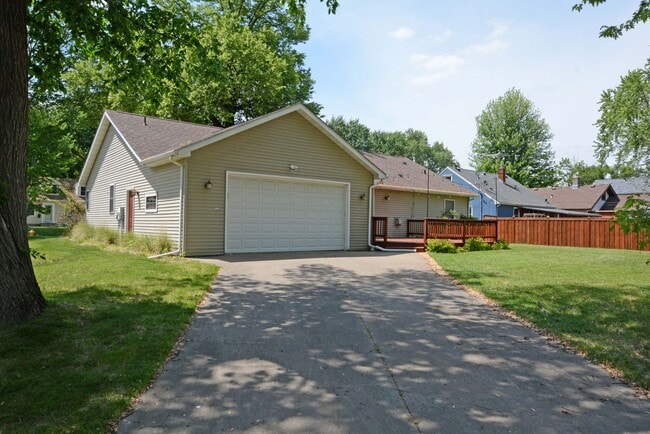 Photo - Spacious 5-Bed 3-Bath Home in South St. Paul - Available Now!