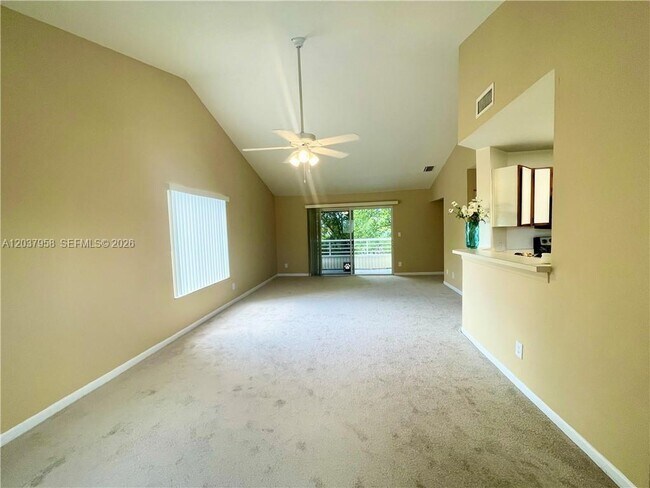 Photo - 3429 NW 44th St Unidad 201