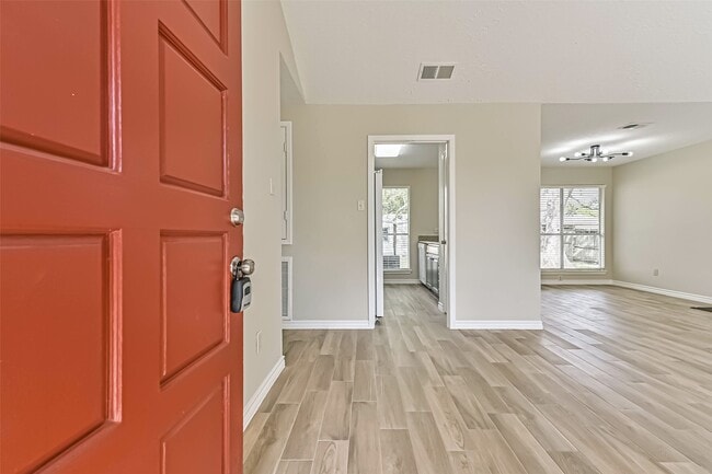 Photo - 2512 Ironclad Dr