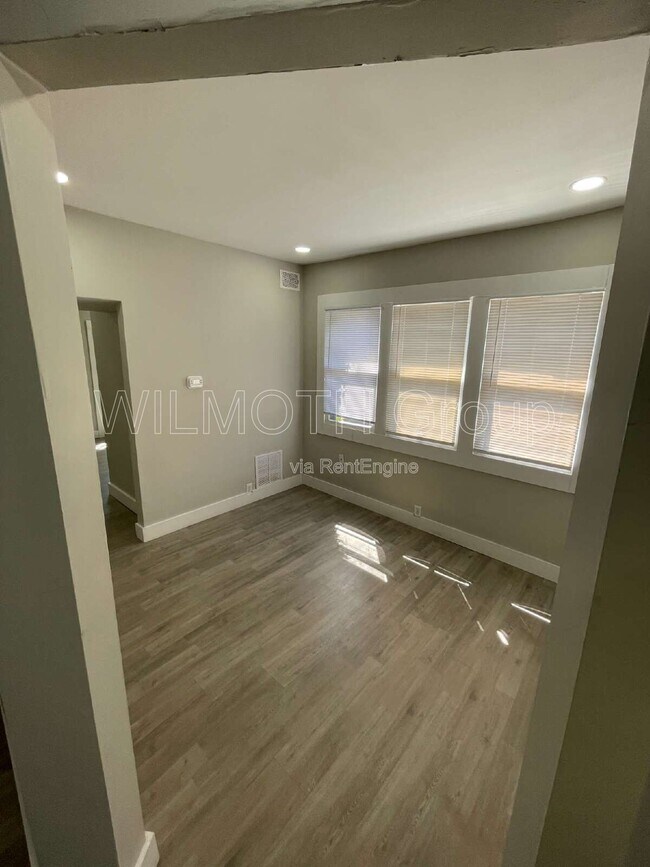 Photo - 321 E 31st St Unit 1