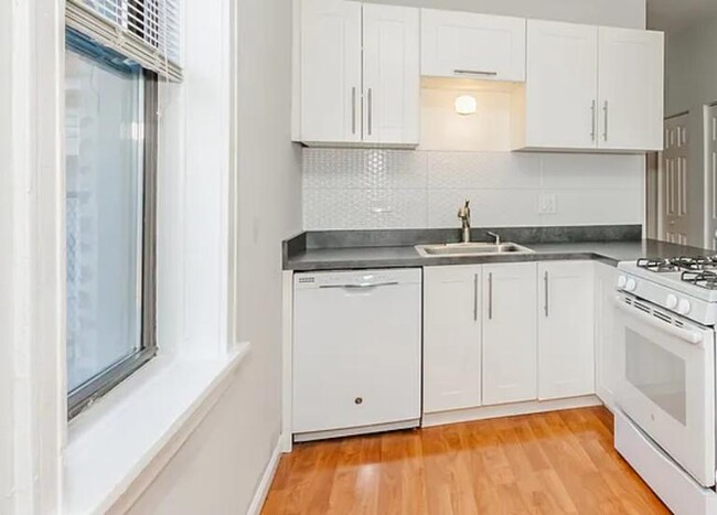 Photo - 1007 N California Ave Unidad 3R Rental