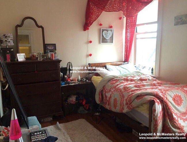 Photo - 468 Park Dr