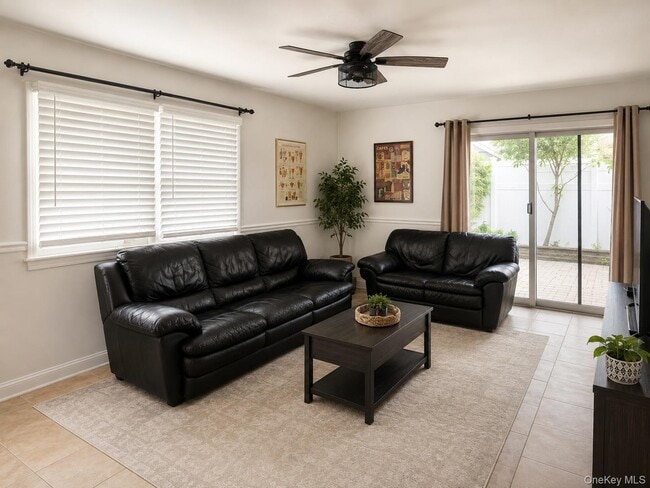 458 W Chester St Unit Lower