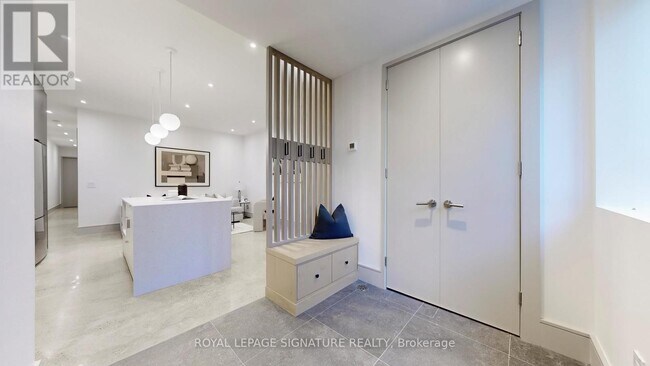 Photo - 82 Gough Ave