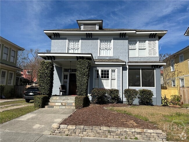 Building Photo - 616 Maupas Ave Rental