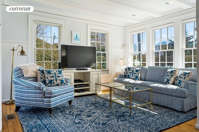 Photo - 1 Village Ln