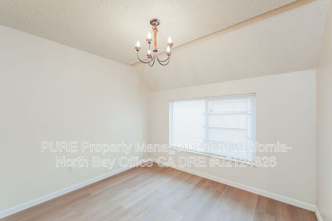 Photo - 1970 Knolls Dr