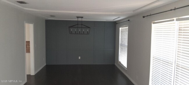 Photo - 2724 Lexington Dr