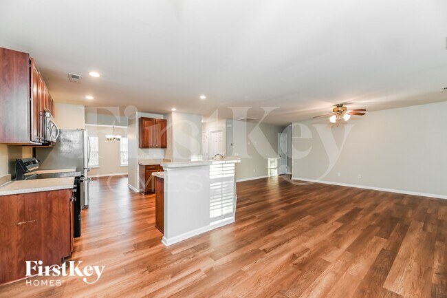 329 Deep River Rd
