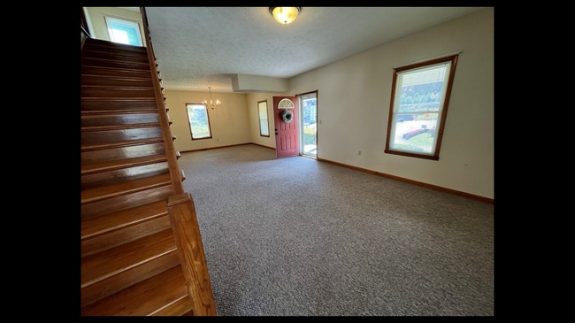 Photo - 203 Oakvale Rd