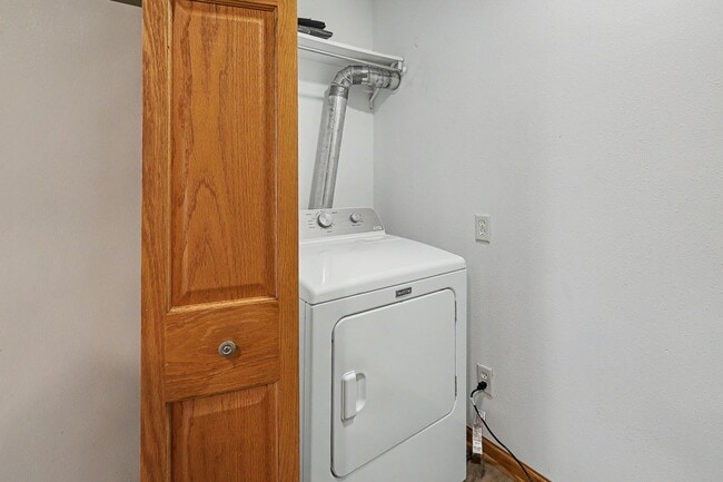 1017 S Clark St Unit South Clark Rental
