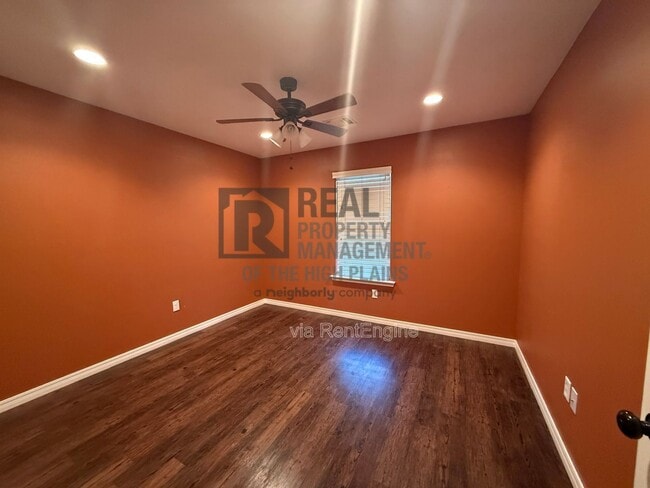 Photo - 13057 Raymond Rd