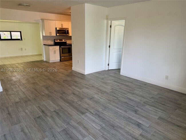 Building Photo - 3310 SW 92nd Ct