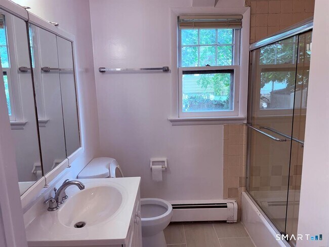 Photo - 49 Soundview Ave Unit 49