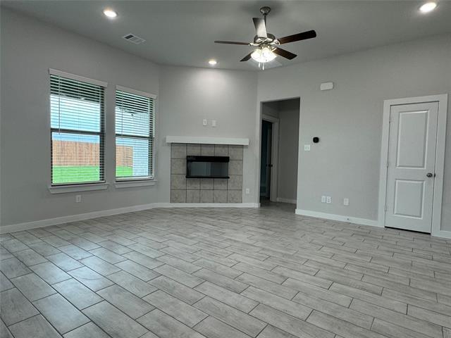 831 Rosebud Trl