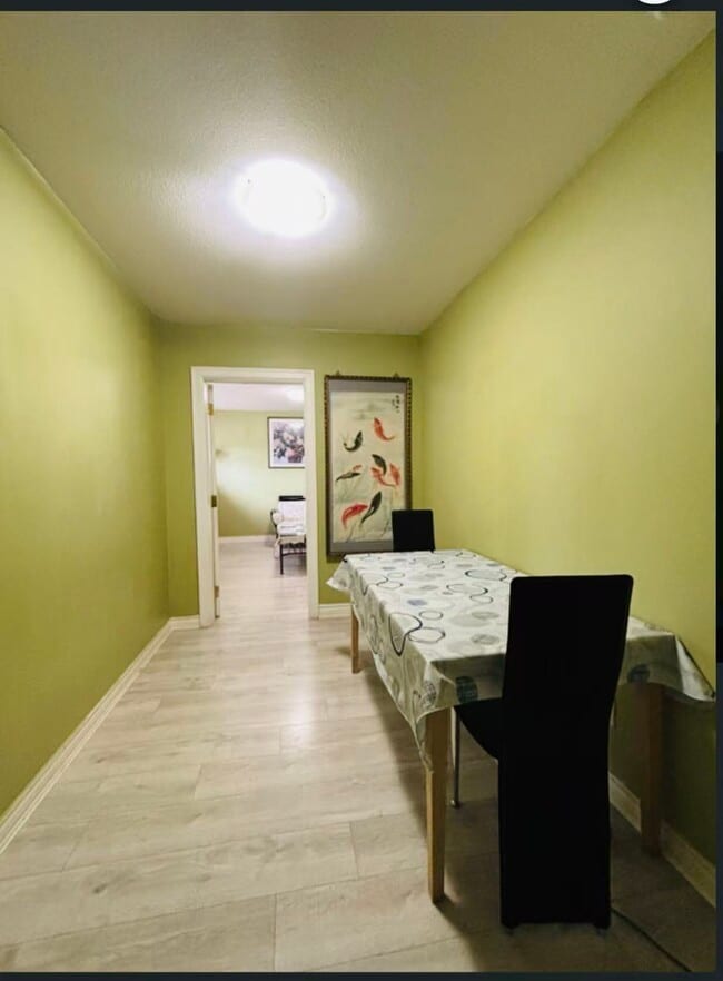 Photo - 3935 Southwood St