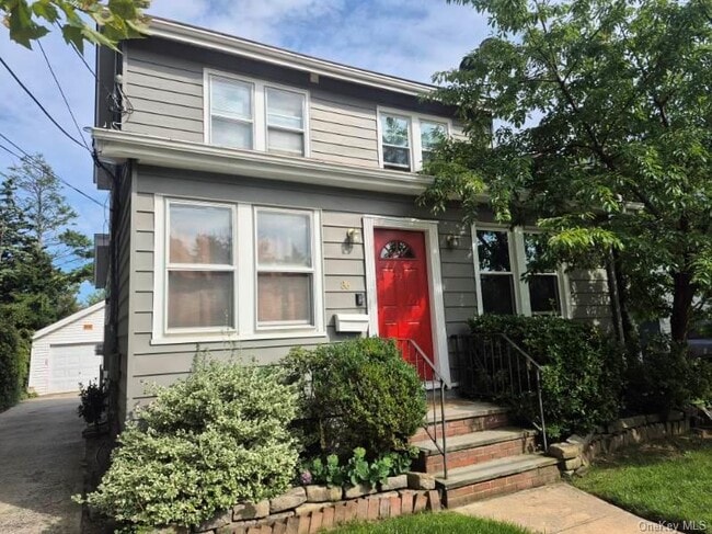 Building Photo - 86 Woodlawn Ave