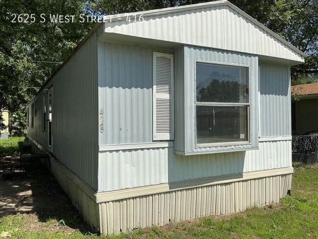 Photo - 2625 S West St
