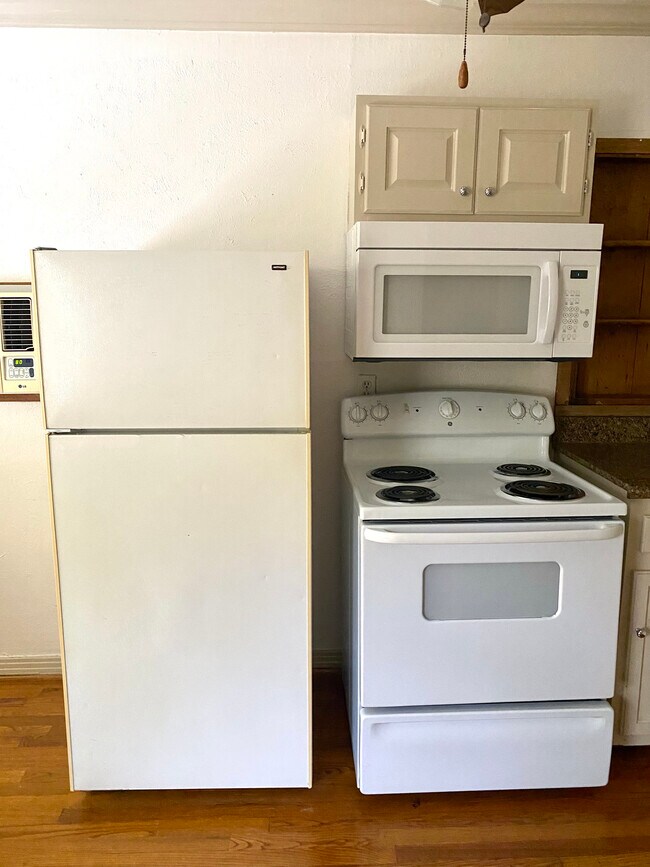 Photo - 2646 Persa St Unit 2646 1/2 Persa St Apt 1