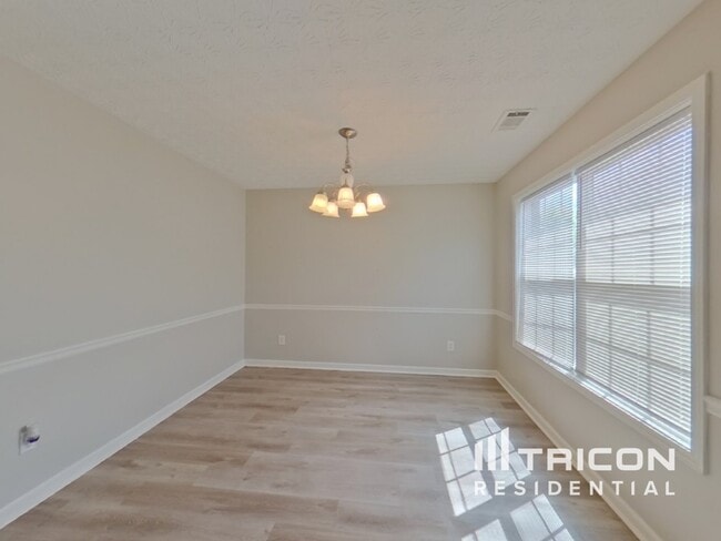 Photo - 1542 Alcovy Falls Dr SE