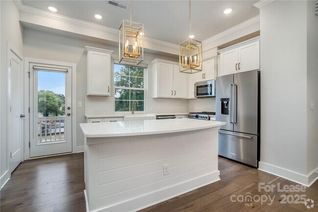 Building Photo - 1622 Nandina Cors Aly Rental