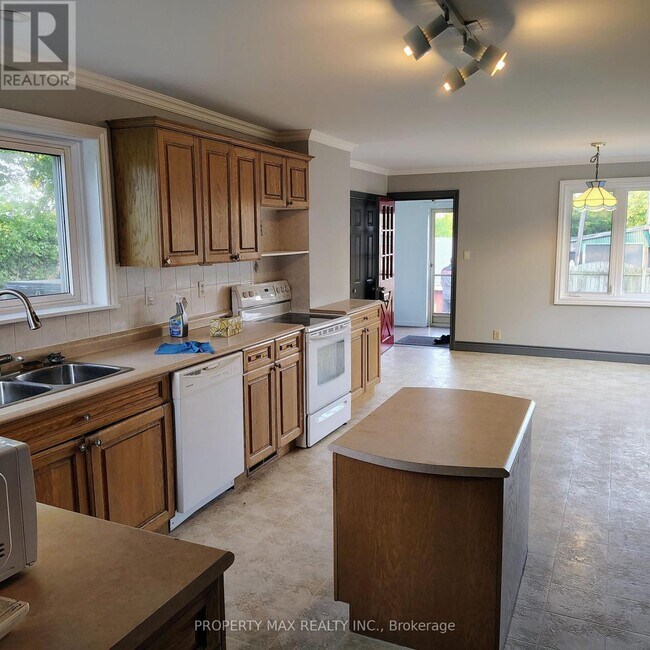 Photo - 5363 Davis Dr