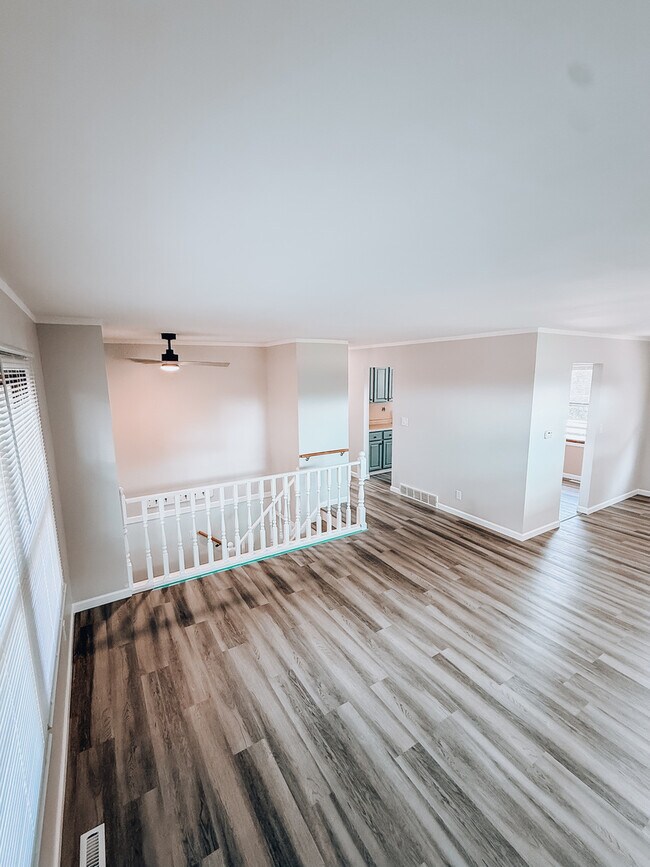 6 Marlin Dr